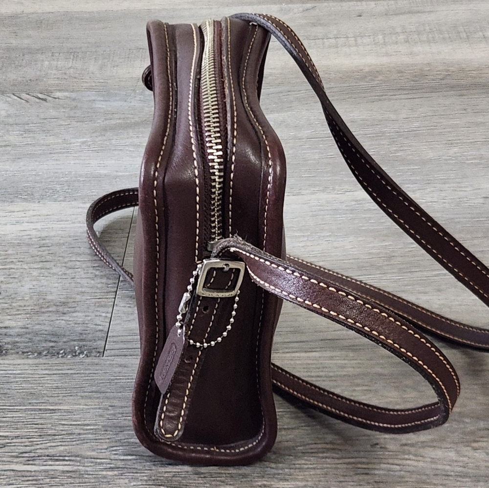Vintage Coach‎ Crossbody Bag - Picture 5 of 16